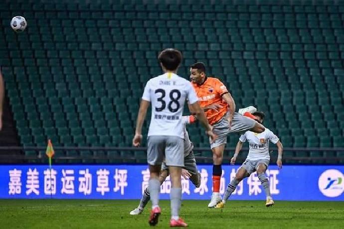 Soi k&egrave;o phạt g&oacute;c Hebei FC vs Shenzhen FC, 18h30 ng&agrave;y 1/1