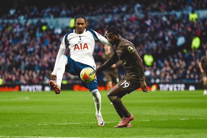 Chuy&ecirc;n gia Tony Ansell dự đo&aacute;n Brentford vs Tottenham, 3h00 ng&agrave;y 2/1