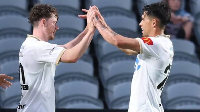 Soi k&egrave;o g&oacute;c Auckland vs Newcastle Jets, 11h00 ng&agrave;y 01/01
