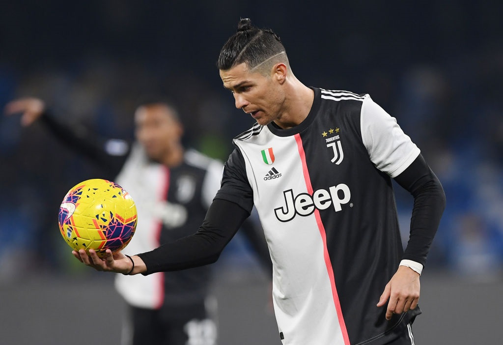 Cristiano Ronaldo gi&agrave;nh danh hiệu đầu ti&ecirc;n ở m&ugrave;a giải 2019/20