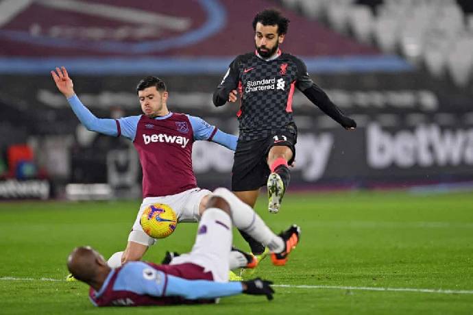 Kết quả b&oacute;ng đ&aacute; h&ocirc;m nay 1/2: Liverpool, Barca, Atletico hoan ca, Tottenham ng&atilde; ngựa