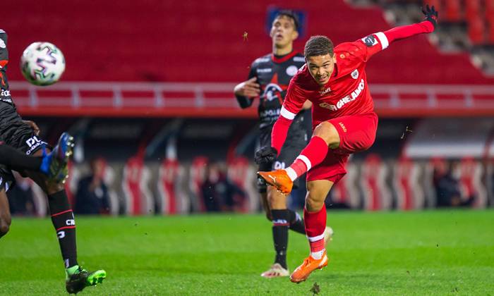 Nhận định Royal Antwerp vs La Louviere, 0h ng&agrave;y 3/2