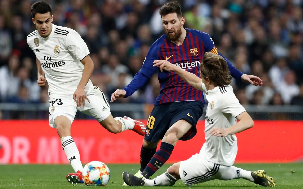 Dự đo&aacute;n Real Madrid vs Barcelona (2h45 3/3) bởi chuy&ecirc;n gia Joshua Cole