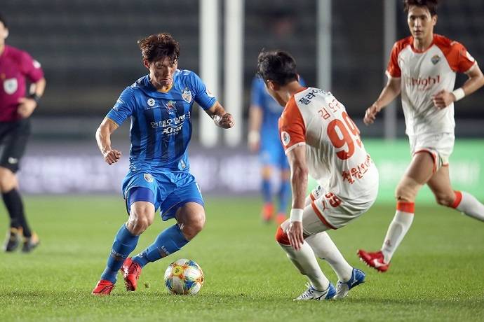 Nhận định Ulsan Hyundai vs Gangwon, 12h00 ng&agrave;y 1/3