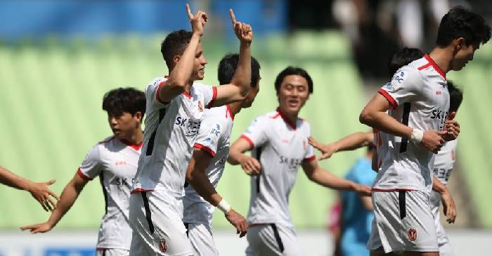 Nhận định, soi k&egrave;o Gangwon FC vs Jeju SK, 14h30 ng&agrave;y 2/3: Tin v&agrave;o Gangwon FC