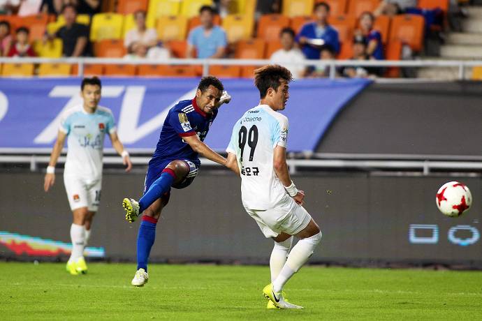 Soi k&egrave;o phạt g&oacute;c Suwon Bluewings vs Gangwon, 14h30 ng&agrave;y 2/4