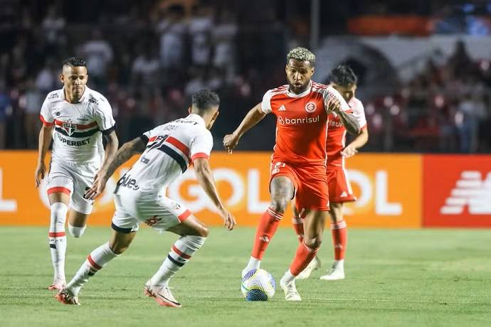 Nhận định, soi k&egrave;o Internacional vs Sao Paulo, 5h30 ng&agrave;y 2/4: B&aacute;m đuổi tốp đầu