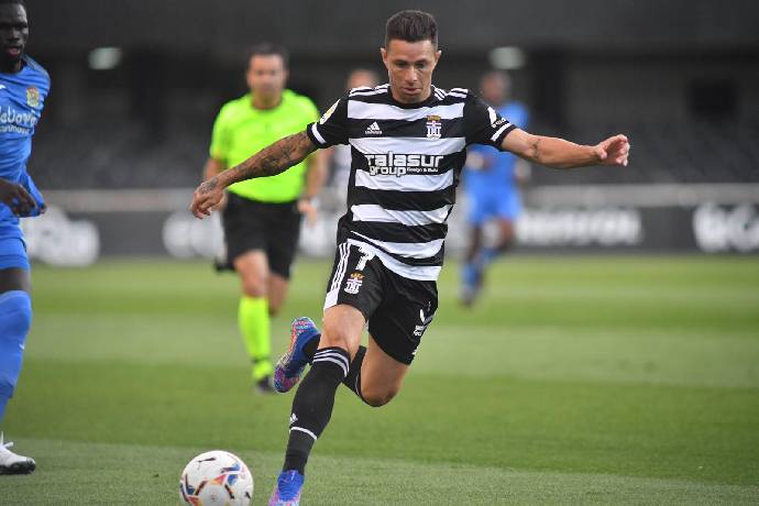 Soi k&egrave;o xi&ecirc;n h&ocirc;m nay 2/5: Fuenlabrada vs Cartagena