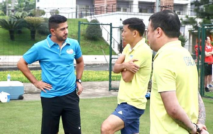 Viettel trang bị vũ kh&iacute; hạng nặng trong giai đoạn nước r&uacute;t V.League 2021