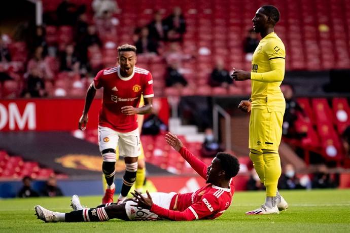 Soi k&egrave;o phạt g&oacute;c MU vs Brentford, 2h00 ng&agrave;y 3/5
