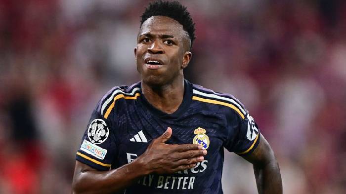 Vinicius lập c&uacute; đ&uacute;p, Real Madrid may mắn tho&aacute;t thua Bayern Munich