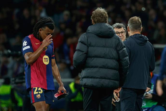 Barcelona v&agrave; Inter Milan đều nhận tin dữ sau trận tử chiến