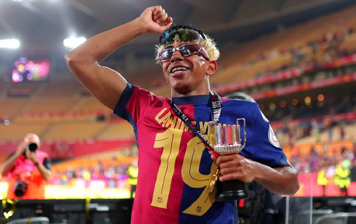 Lamine Yamal x&ocirc; đổ hai kỷ lục ấn tượng sau trận h&ograve;a nghẹt thở với Inter 