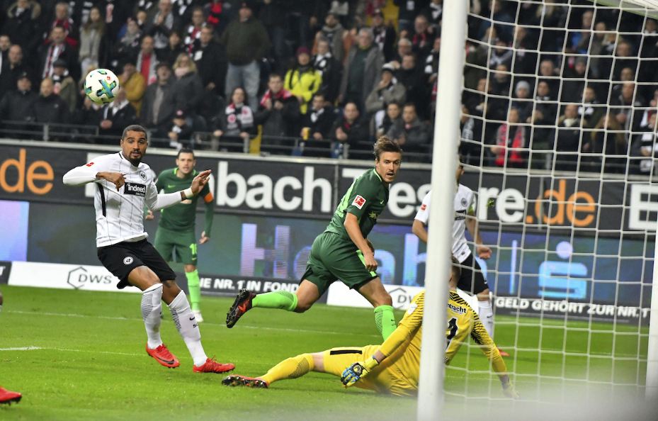 Dự đo&aacute;n Bremen vs E.Frankfurt (1h30 4/6) bởi chuy&ecirc;n gia Vincent Senick