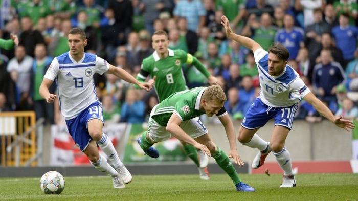 M&aacute;y t&iacute;nh dự đo&aacute;n b&oacute;ng đ&aacute; 1/6: Bắc Ireland vs Hy Lạp, 1h45 ng&agrave;y 3/6