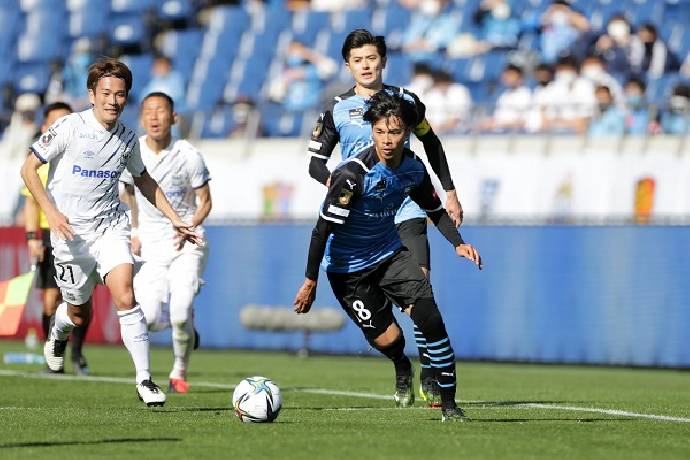 Soi k&egrave;o phạt g&oacute;c Kawasaki Frontale vs United City, 21h00 ng&agrave;y 2/7