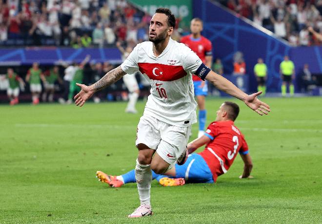 Chuy&ecirc;n gia dự đo&aacute;n &Aacute;o vs Thổ Nhĩ Kỳ, 02h00 ng&agrave;y 3/7