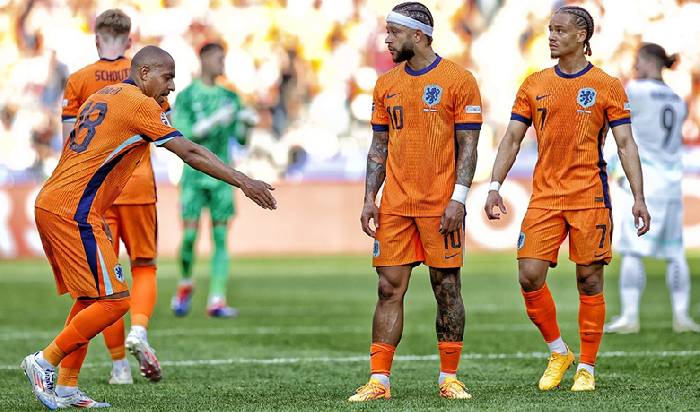 Soi k&egrave;o g&oacute;c Romania vs H&agrave; Lan, 23h00 ng&agrave;y 2/7: Cửa dưới thất thế