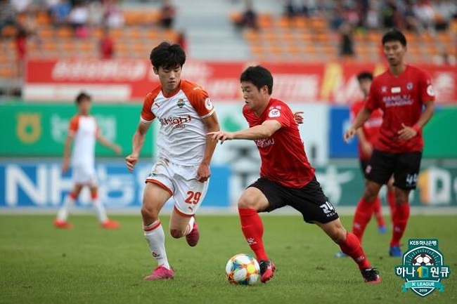 Nhận định Gangwon vs Sangju Sangmu, 17h00 ng&agrave;y 2/8