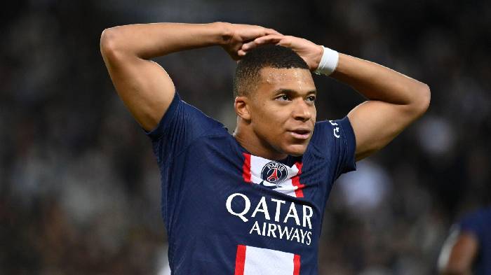 Bước đường c&ugrave;ng, PSG l&ocirc;i kẻ 'thao t&uacute;ng' Mbappe l&ecirc;n phường