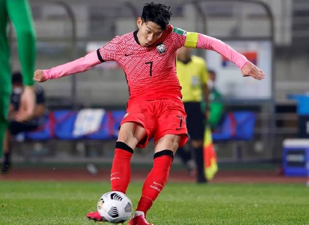 Đội h&igrave;nh ra s&acirc;n ch&iacute;nh thức H&agrave;n Quốc vs Iraq, 18h ng&agrave;y 2/9