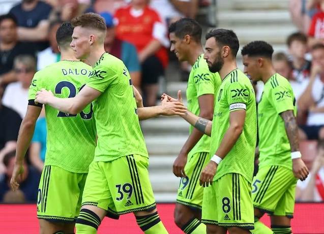 Đội h&igrave;nh ra s&acirc;n ch&iacute;nh thức Leicester vs MU, 2h ng&agrave;y 2/9