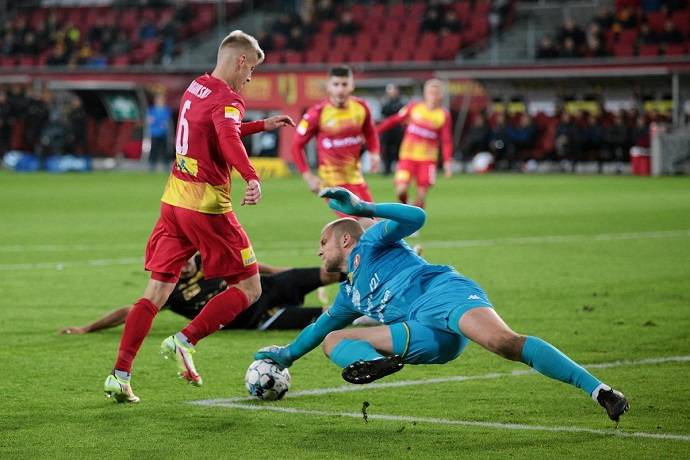 Nhận định, soi k&egrave;o Cracovia Krakow vs Korona Kielce, 22h30 ng&agrave;y 2/9