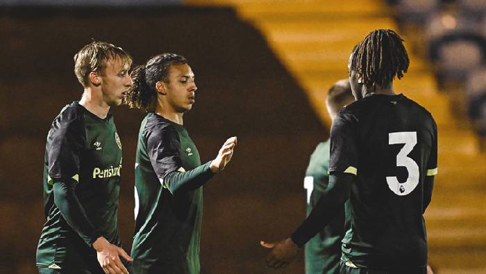 Nhận định, soi k&egrave;o U21 Huddersfield vs U21 Brentford, 19h00 ng&agrave;y 2/9: Cửa tr&ecirc;n thắng thế