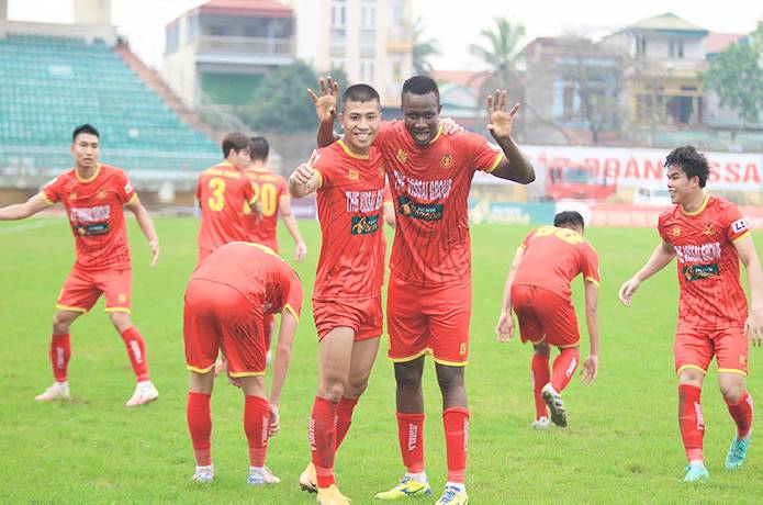 Nhận định, soi k&egrave;o C&ocirc;ng An Nh&acirc;n D&acirc;n vs Cần Thơ, 16h30 ng&agrave;y 2/10