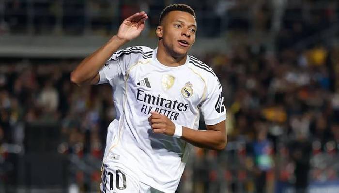 Tỏa s&aacute;ng gi&uacute;p Real Madrid thắng đậm, Mbappe đi v&agrave;o lịch sử c&uacute;p C1 ch&acirc;u &Acirc;u 