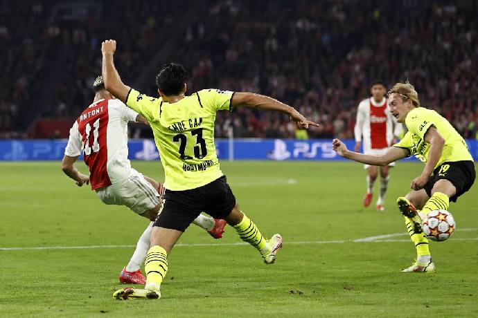 R&ugrave;a ti&ecirc;n tri dự đo&aacute;n Dortmund vs Ajax, 3h ng&agrave;y 4/11