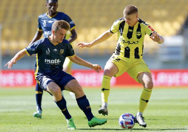 Nhận định, soi k&egrave;o Central Coast Mariners vs Wellington Phoenix, 13h00 ng&agrave;y 2/11: Tiếp tục bất bại