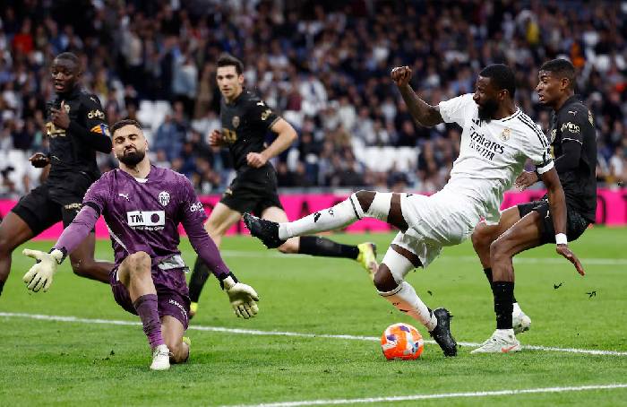 Soi k&egrave;o g&oacute;c Real Madrid vs Valencia, 3h00 ng&agrave;y 2/11
