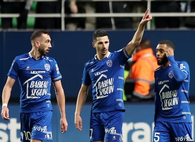 Đội h&igrave;nh ra s&acirc;n ch&iacute;nh thức Strasbourg vs Troyes, 21h ng&agrave;y 2/1