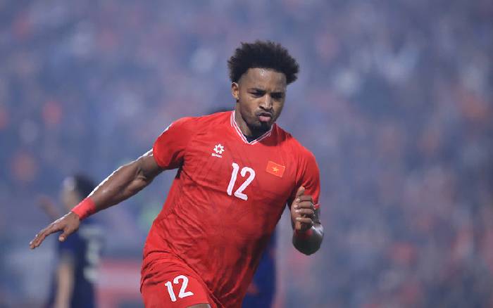 Xu&acirc;n Son lập c&uacute; đ&uacute;p, tuyển Việt Nam đ&aacute;nh bại Th&aacute;i Lan