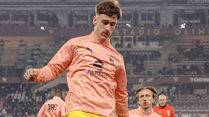 Si&ecirc;u m&aacute;y t&iacute;nh dự đo&aacute;n Cagliari vs AC Milan, 2h45 ng&agrave;y 3/1