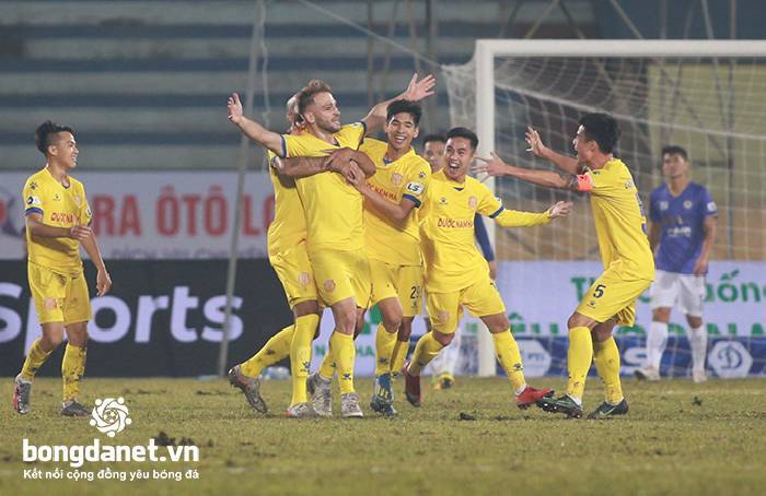 Lịch nghỉ Tết của c&aacute;c đội b&oacute;ng V-League: Nam Định b&igrave;nh ch&acirc;n như vại