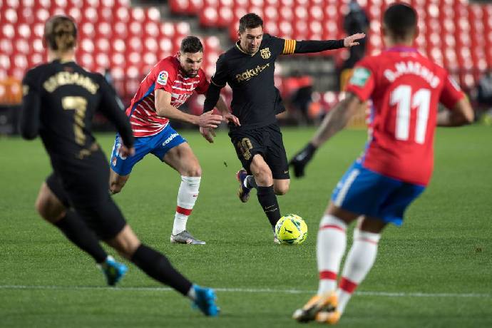 Soi k&egrave;o nh&agrave; c&aacute;i h&ocirc;m nay 3/2: Granada vs Barcelona