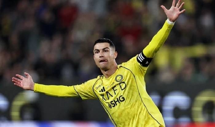 Ronaldo từ chối ra s&acirc;n cho Al Nassr, bất m&atilde;n với ban l&atilde;nh đạo