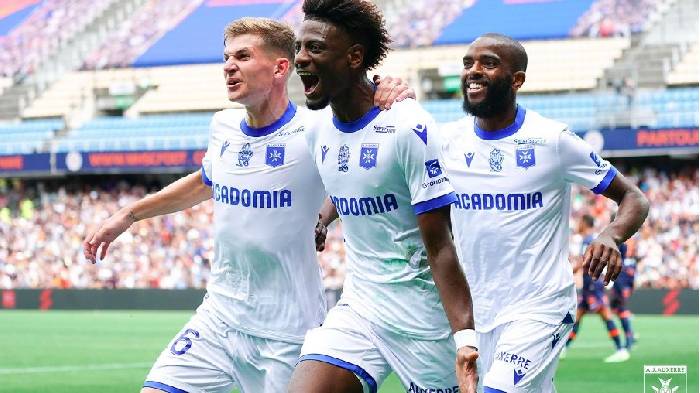 Soi k&egrave;o phạt g&oacute;c Nice vs Auxerre, 03h00 ng&agrave;y 4/3