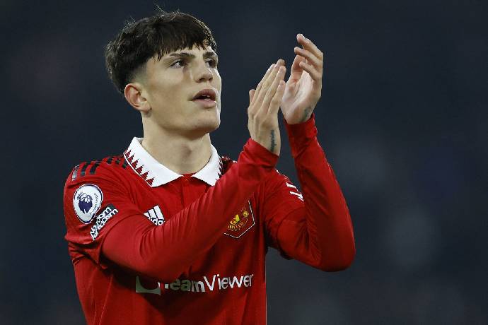 Garnacho được triệu tập l&ecirc;n đội tuyển Argentina, s&aacute;t c&aacute;nh c&ugrave;ng Messi