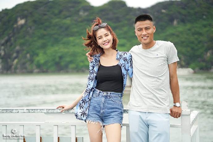 B&agrave; x&atilde; Mạc Hồng Qu&acirc;n: 'Đ&oacute;i th&igrave; lấy sức đ&acirc;u m&agrave; c&agrave;y'