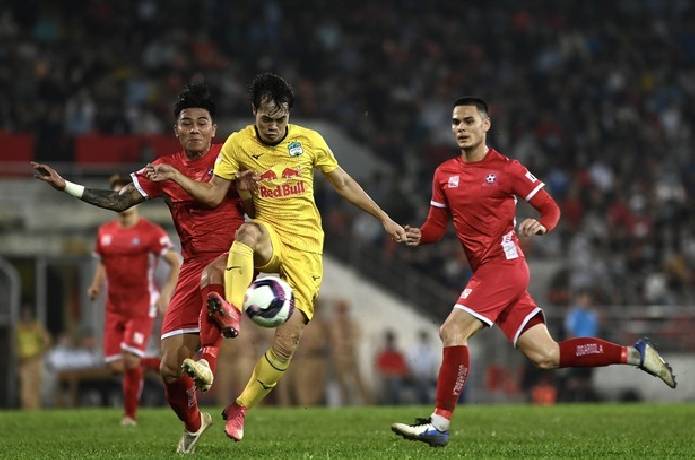 HLV Kiatisak qu&aacute;n triệt th&ocirc;ng điệp của thầy Park cho cầu thủ HAGL