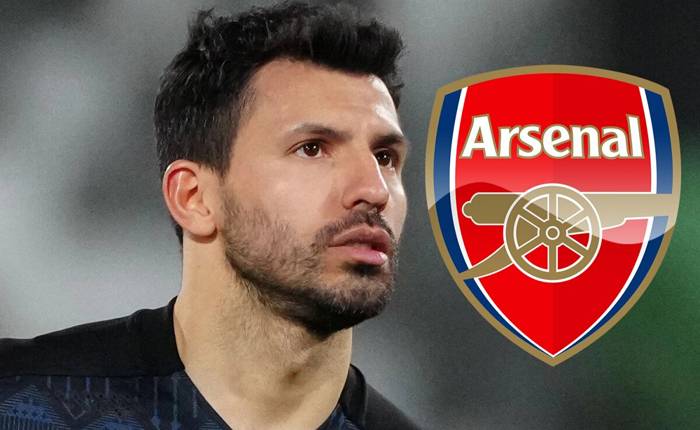 MU từ chối chi&ecirc;u mộ Sergio Aguero nhưng Arsenal th&igrave; kh&ocirc;ng