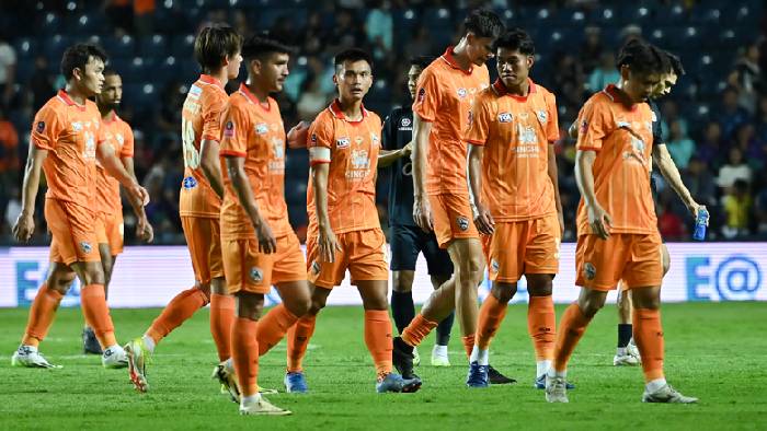 Nhận định, soi k&egrave;o Chonburi với Chiangrai, 18h00 ng&agrave;y 3/4: Đối thủ kỵ giơ