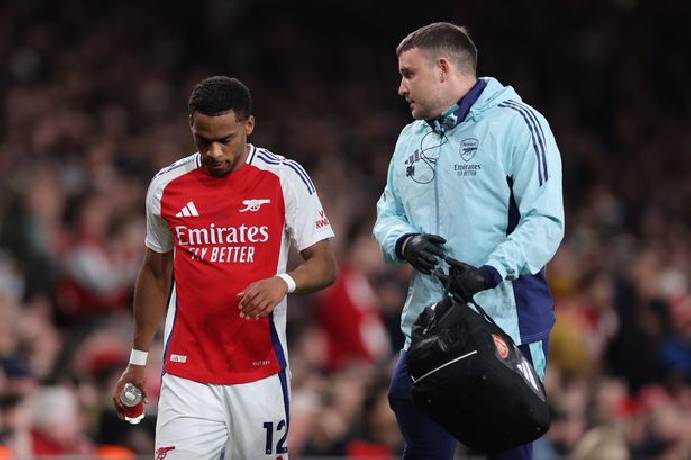 Arsenal khủng hoảng h&agrave;ng thủ trước trận đấu với Real Madrid