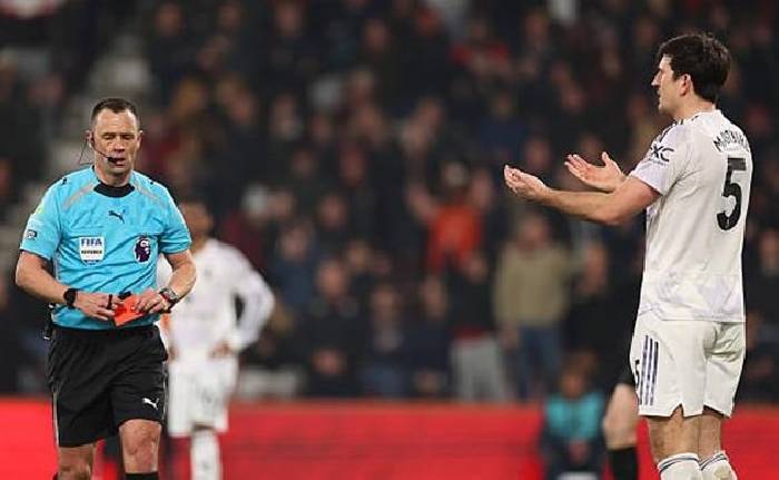 Harry Maguire đối mặt với &aacute;n phạt từ FA