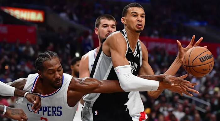 Nhận định b&oacute;ng rổ Los Angeles Clippers vs San Antonio Spurs, 09h30 ng&agrave;y 3/4: Sức trẻ thắng kinh nghiệm