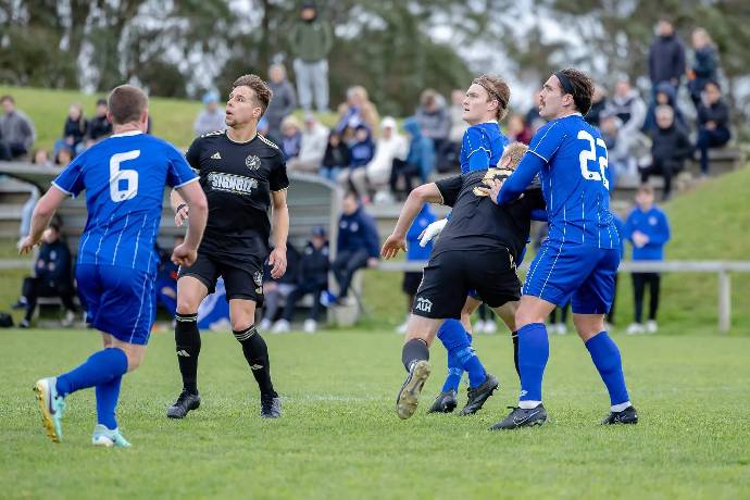 Nhận định, soi k&egrave;o East Coast Bays vs Manukau United, 9h00 ng&agrave;y 3/4: