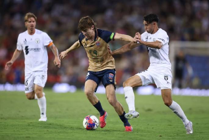 Soi k&egrave;o g&oacute;c Macarthur vs Newcastle Jets, 15h35 ng&agrave;y 02/04